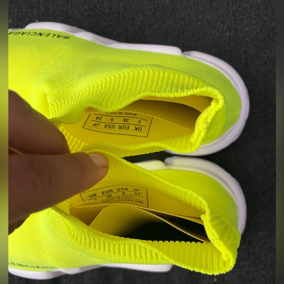 Size 6 (36)- Balenciaga Speed Trainer Neon/Yellow - Picture 7 of 8